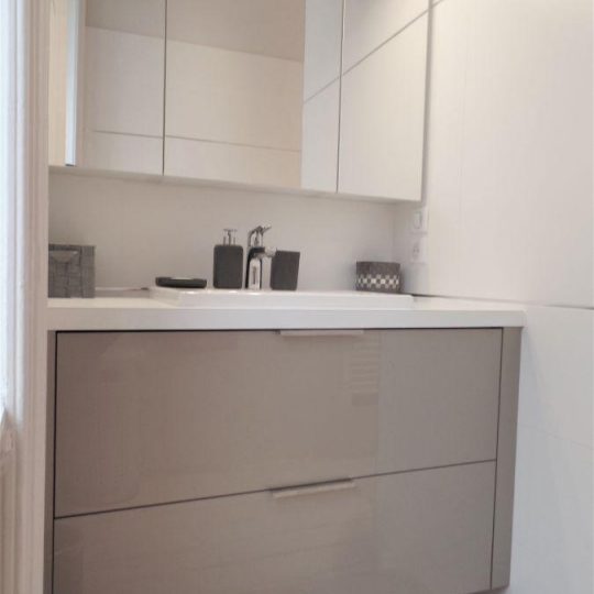  Annonces MIONS : Apartment | LYON (69002) | 46 m2 | 1 300 € 
